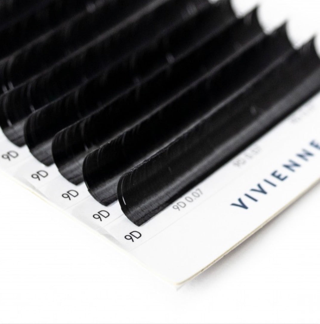Pestañas Vivienne caja de carton C0.07